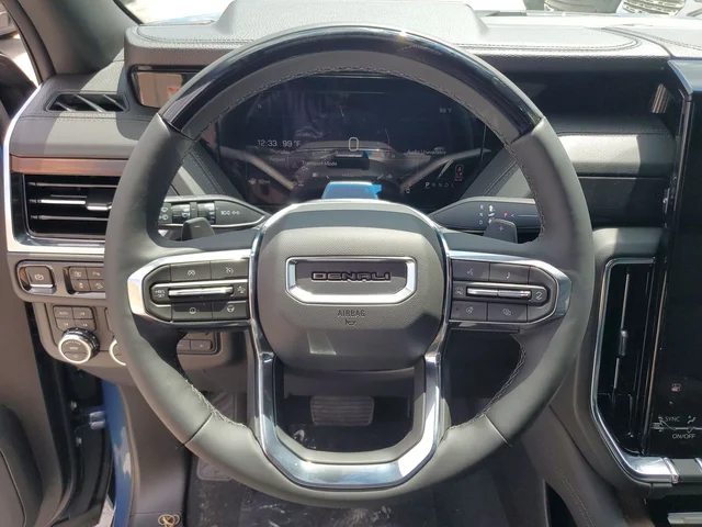 Nuevos GMC YUKON XL à Estados chez autogozo