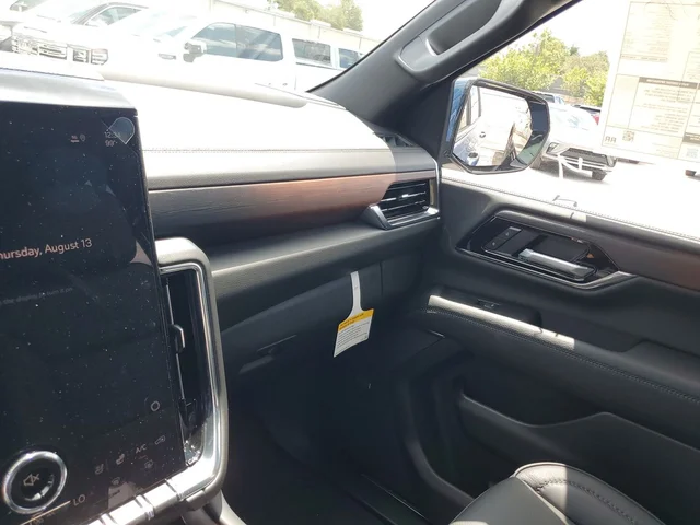 Nuevos GMC YUKON XL à Estados chez autogozo