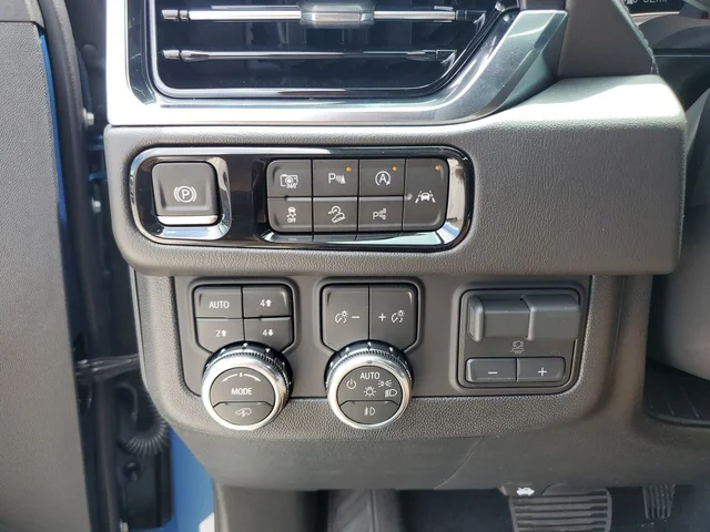 Nuevos GMC YUKON XL à Estados chez autogozo