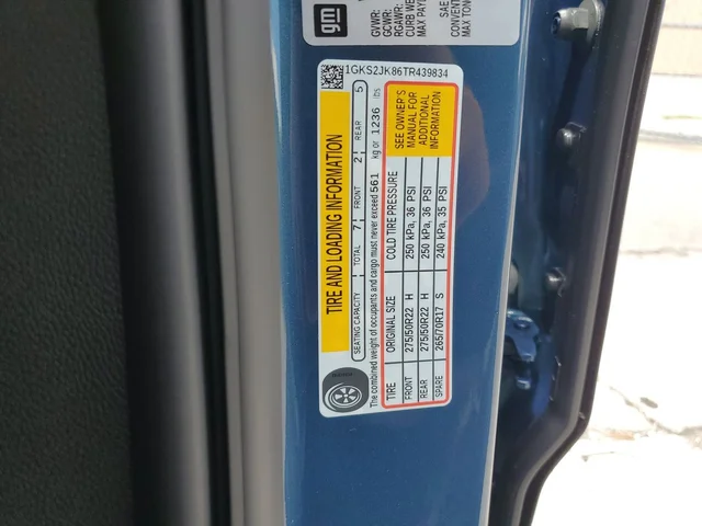 Nuevos GMC YUKON XL à Estados chez autogozo