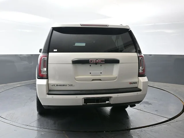 SEMINUEVOS GMC Yukon XL a Estados en autogozo