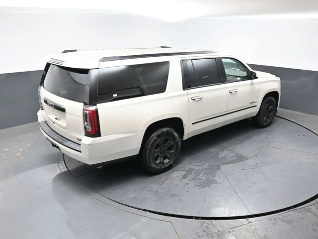 SEMINUEVOS GMC Yukon XL a Estados en autogozo