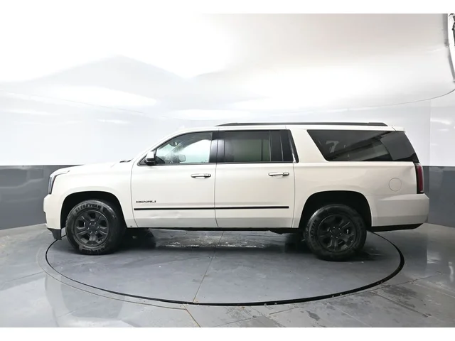 SEMINUEVOS GMC Yukon XL a Estados en autogozo