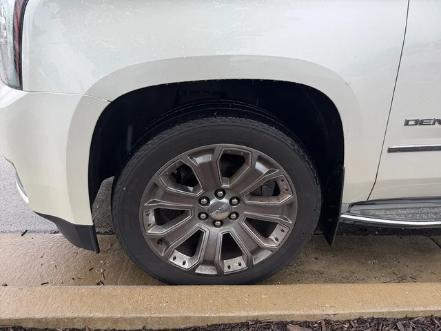 SEMINUEVOS GMC Yukon XL a Estados en autogozo
