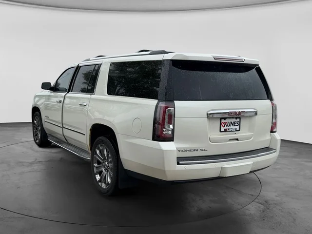 SEMINUEVOS GMC Yukon XL a Estados en autogozo