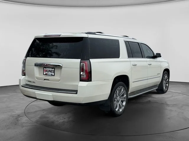 SEMINUEVOS GMC Yukon XL a Estados en autogozo