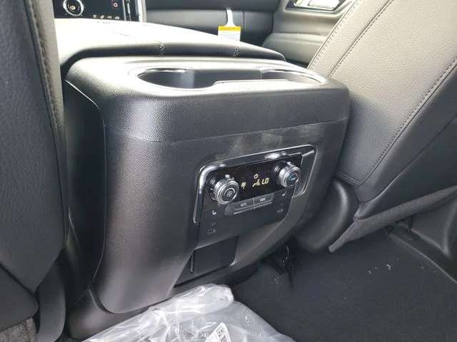 Nuevos GMC YUKON XL à Estados chez autogozo