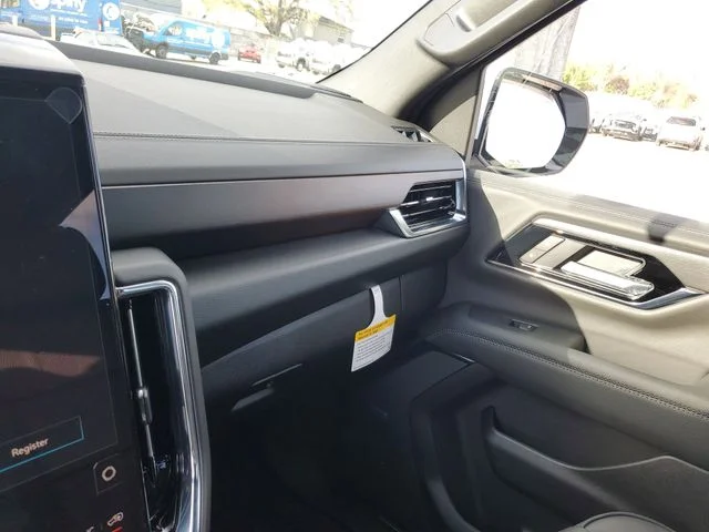 Nuevos GMC YUKON XL à Estados chez autogozo