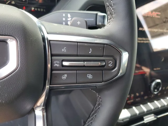 Nuevos GMC YUKON XL à Estados chez autogozo