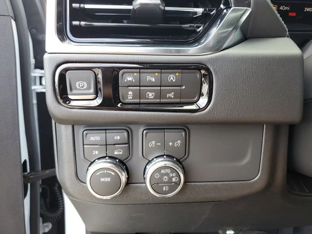 Nuevos GMC YUKON XL à Estados chez autogozo