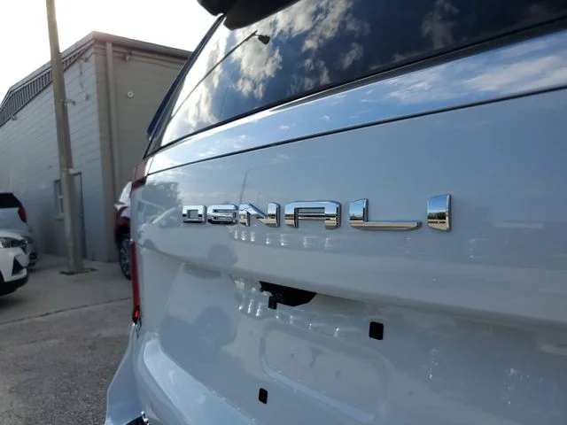 Nuevos GMC YUKON XL à Estados chez autogozo