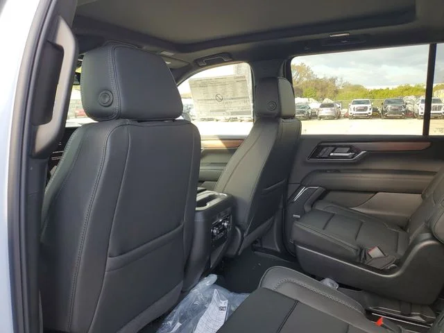 Nuevos GMC YUKON XL à Estados chez autogozo
