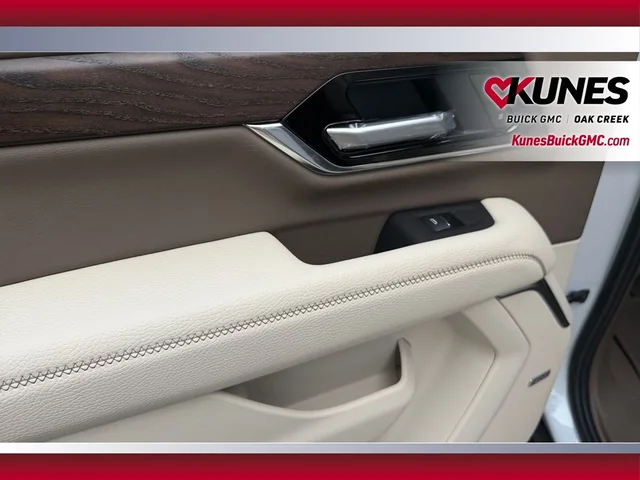 Nuevos GMC YUKON XL à Estados chez autogozo