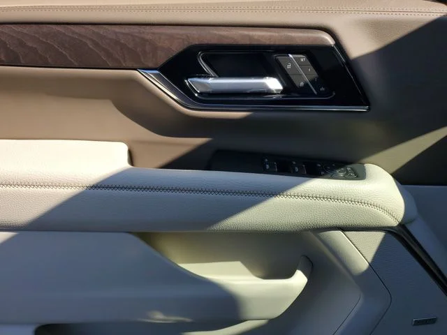 Nuevos GMC YUKON XL à Estados chez autogozo