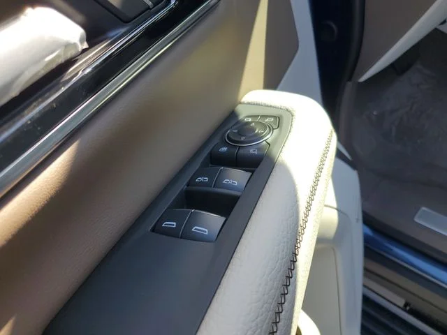 Nuevos GMC YUKON XL à Estados chez autogozo