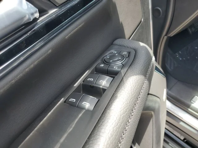 Nuevos GMC YUKON XL à Estados chez autogozo