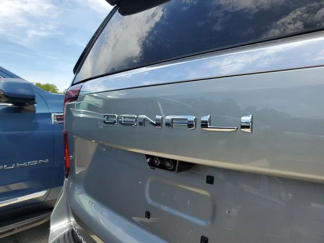 Nuevos GMC YUKON XL à Estados chez autogozo