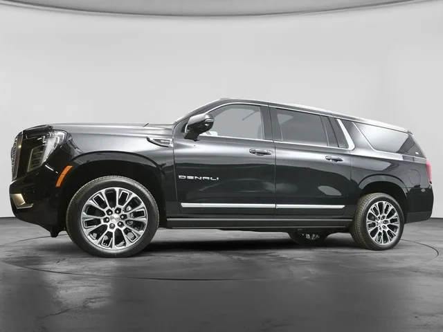 Nuevos GMC YUKON XL à Estados chez autogozo