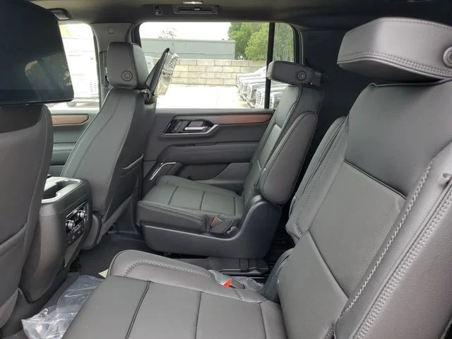 Nuevos GMC YUKON XL à Estados chez autogozo