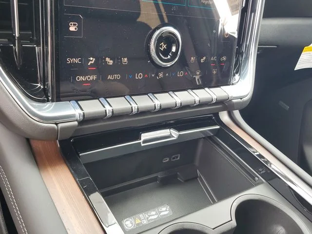 Nuevos GMC YUKON XL à Estados chez autogozo