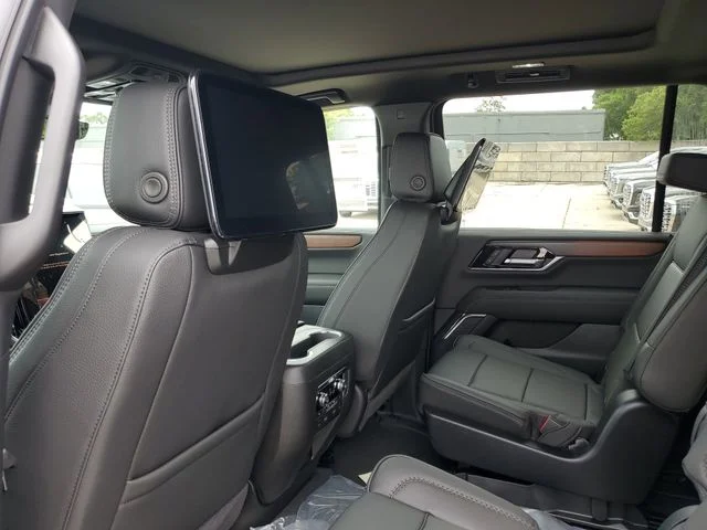 Nuevos GMC YUKON XL à Estados chez autogozo