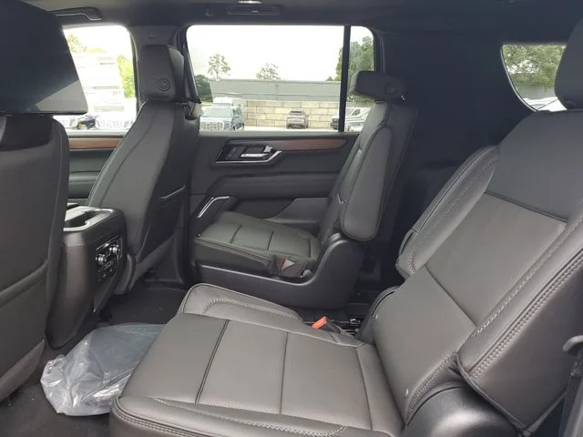 Nuevos GMC YUKON XL à Estados chez autogozo