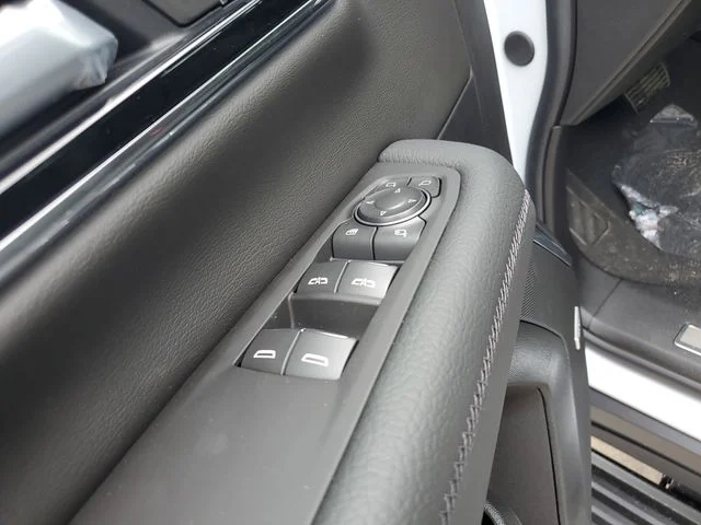 Nuevos GMC YUKON XL à Estados chez autogozo