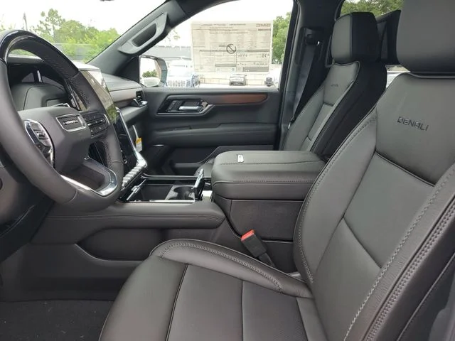 Nuevos GMC YUKON XL à Estados chez autogozo