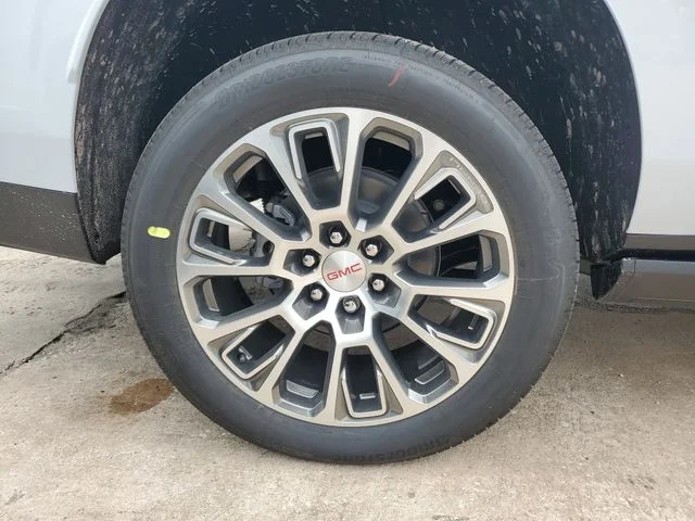 Nuevos GMC YUKON XL à Estados chez autogozo