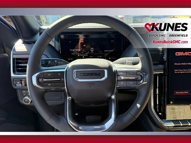 Nuevos GMC YUKON XL à Estados chez autogozo