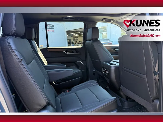 Nuevos GMC YUKON XL à Estados chez autogozo