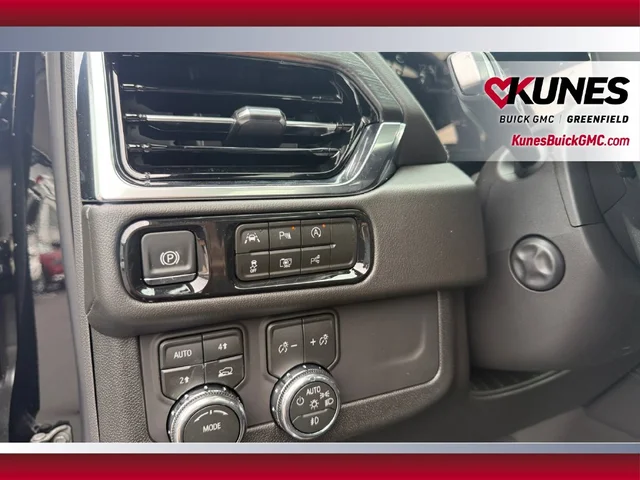 Nuevos GMC YUKON XL à Estados chez autogozo
