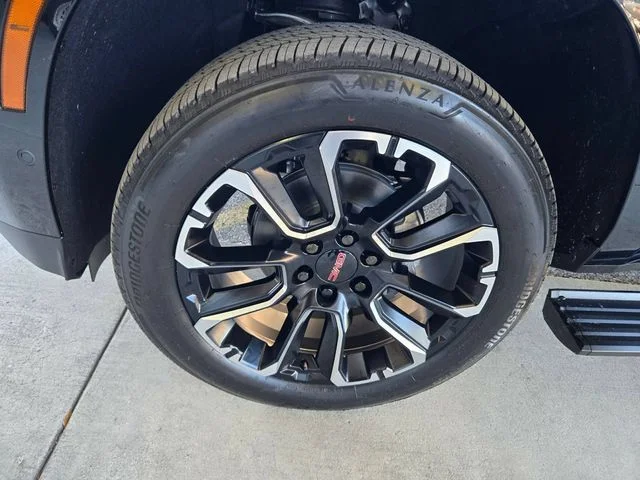 Nuevos GMC YUKON XL à Estados chez autogozo