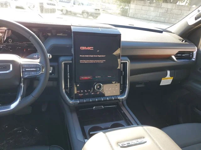 Nuevos GMC YUKON XL à Estados chez autogozo