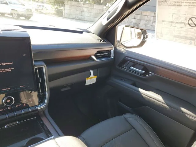 Nuevos GMC YUKON XL à Estados chez autogozo
