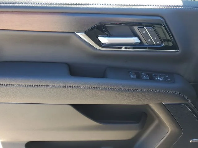 Nuevos GMC YUKON XL à Estados chez autogozo