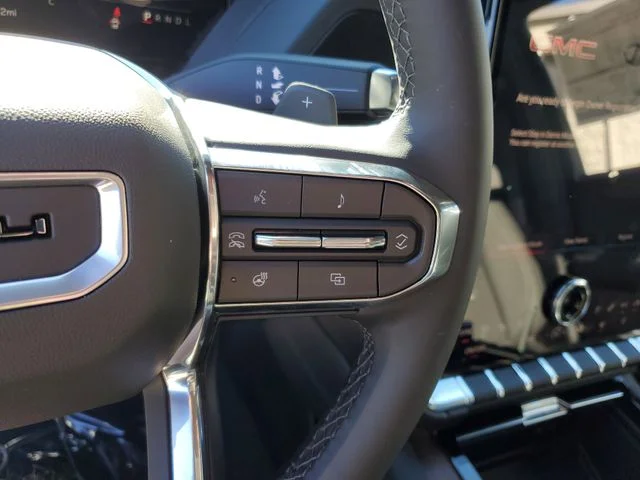 Nuevos GMC YUKON XL à Estados chez autogozo