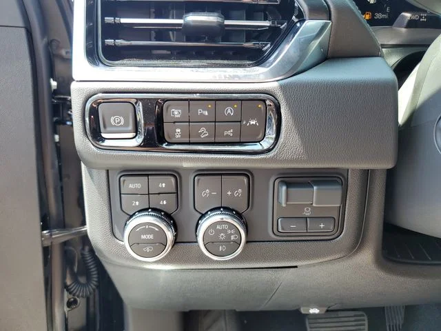 Nuevos GMC YUKON XL à Estados chez autogozo