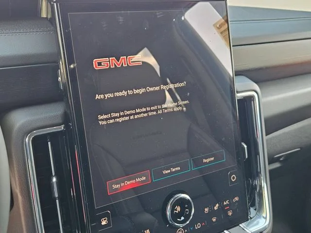 Nuevos GMC YUKON XL à Estados chez autogozo