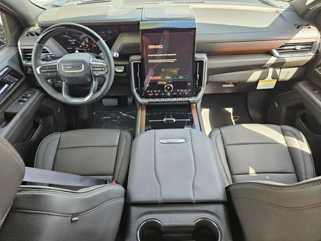 Nuevos GMC YUKON XL à Estados chez autogozo