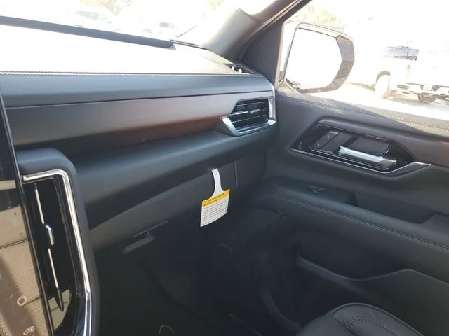 Nuevos GMC YUKON XL à Estados chez autogozo
