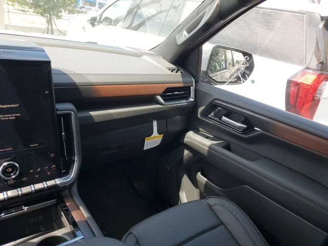 Nuevos GMC YUKON XL à Estados chez autogozo