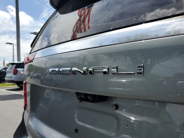Nuevos GMC YUKON XL à Estados chez autogozo