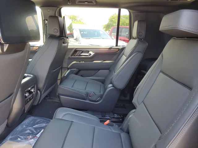 Nuevos GMC YUKON XL à Estados chez autogozo