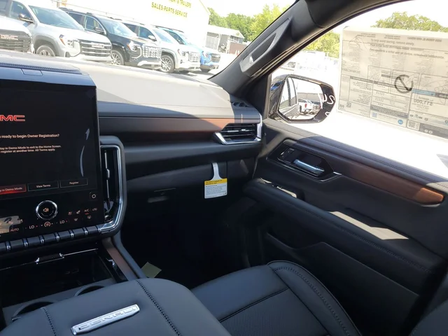Nuevos GMC YUKON XL à Estados chez autogozo