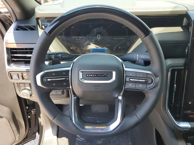 Nuevos GMC YUKON XL à Estados chez autogozo
