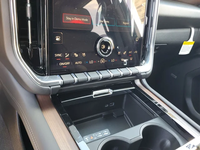 Nuevos GMC YUKON XL à Estados chez autogozo