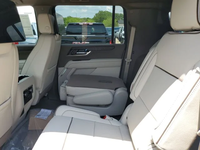 Nuevos GMC YUKON XL à Estados chez autogozo
