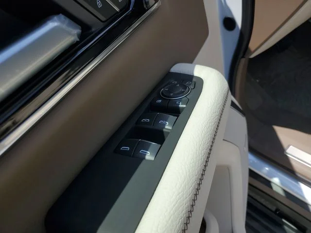 Nuevos GMC YUKON XL à Estados chez autogozo