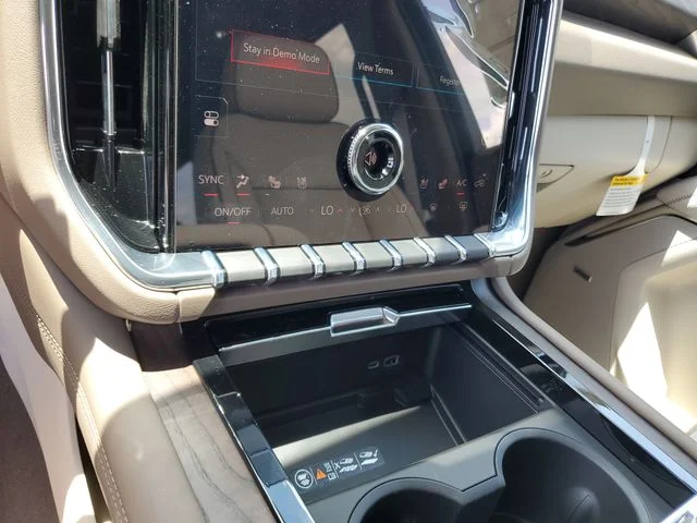 Nuevos GMC YUKON XL à Estados chez autogozo